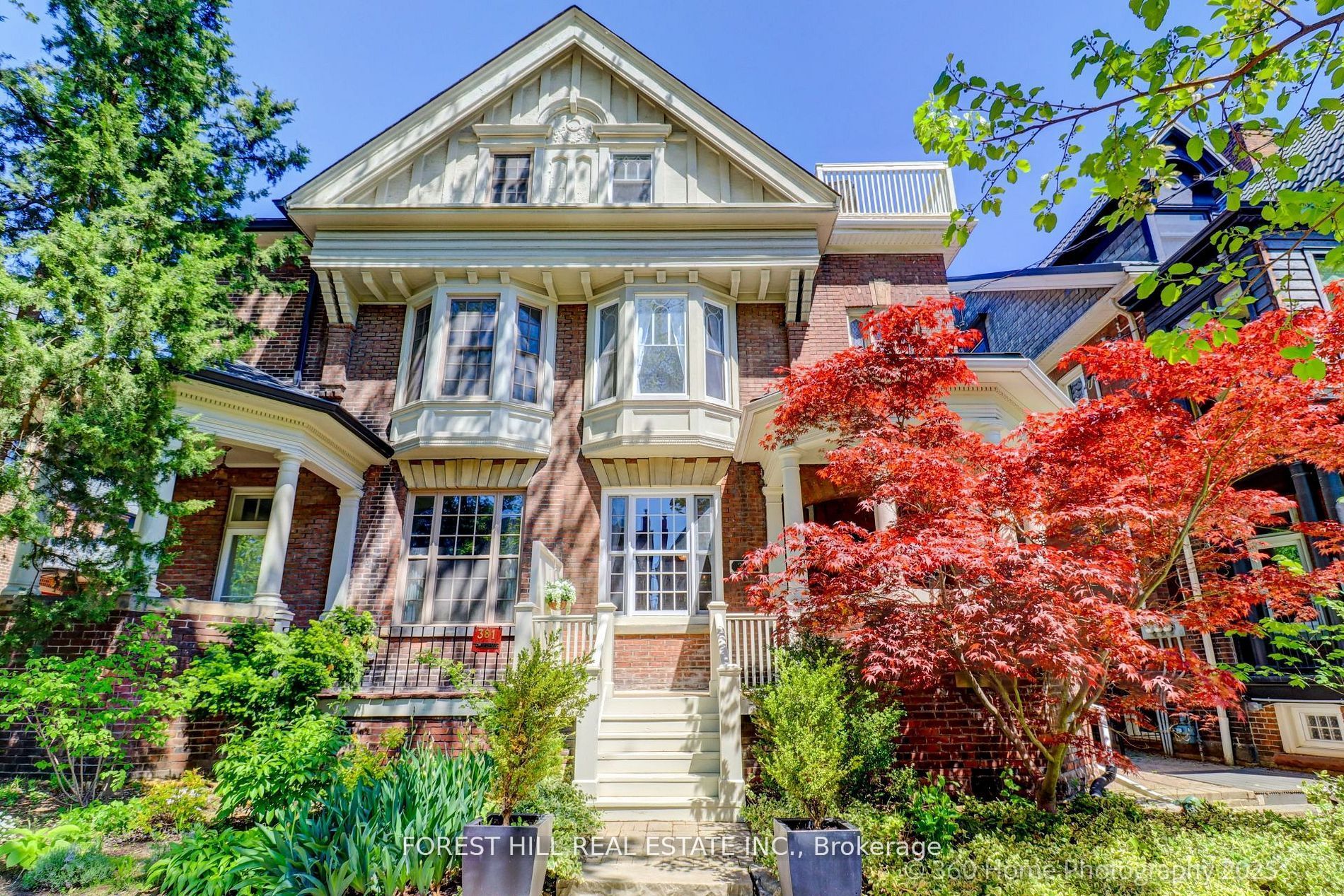 379 Huron Street, Toronto, ON, M5S 2G5
