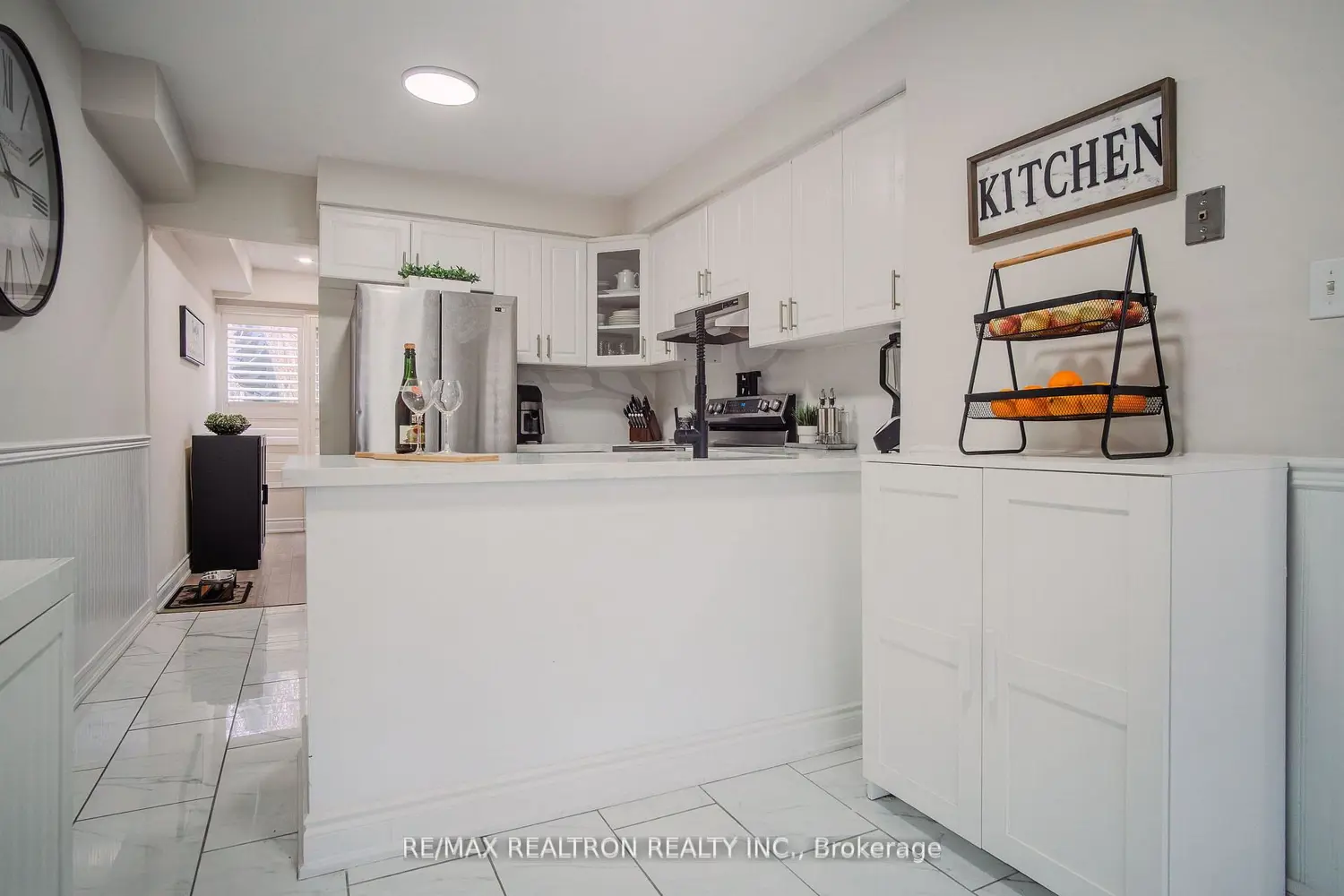 Additional image 8 of 1039 Rowntree Crescent