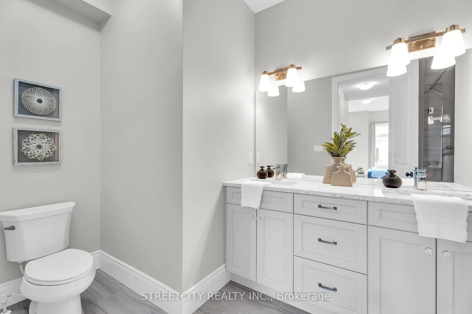 Additional image 9 of 2267 Callingham Drive 39