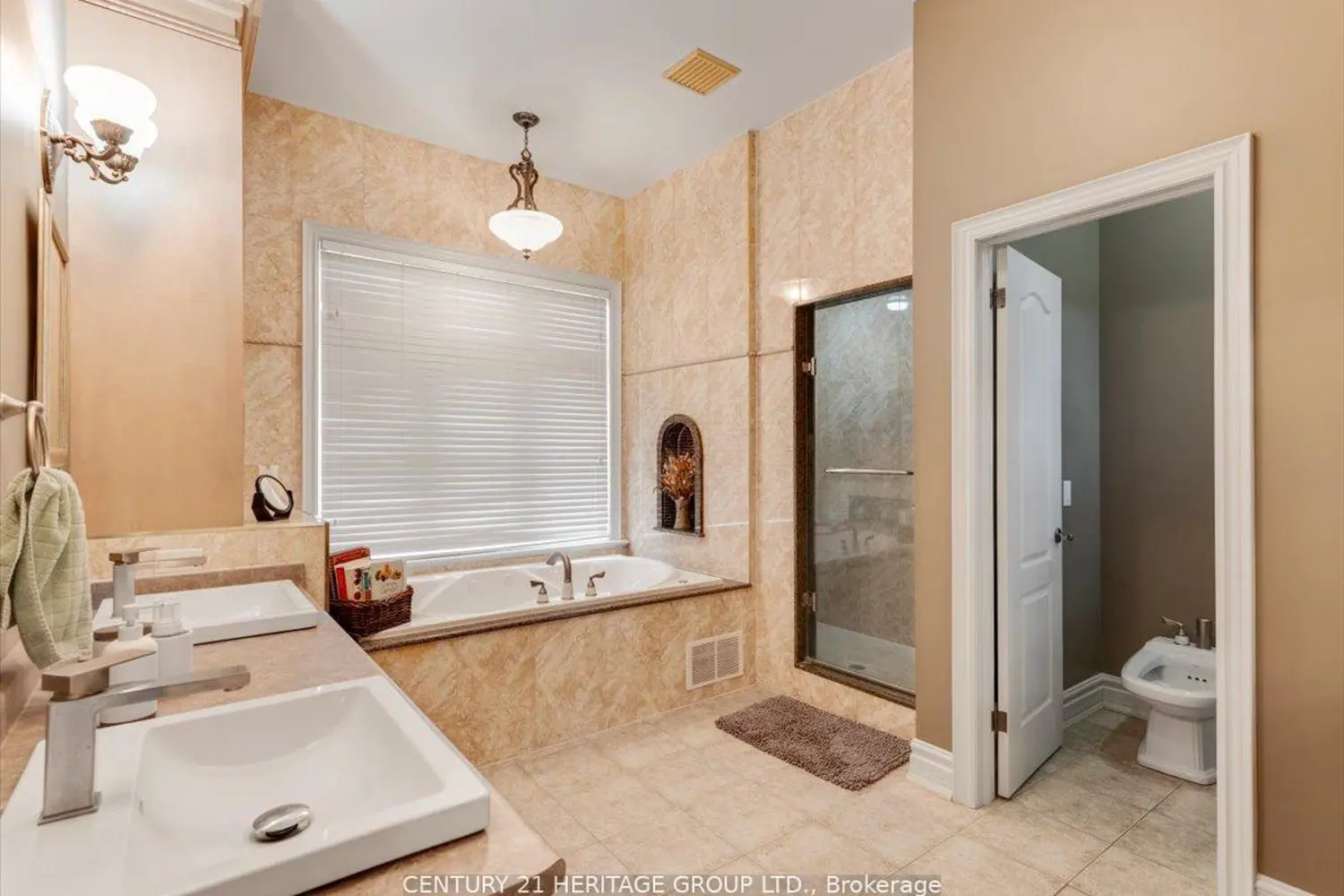 Additional image 8 of 12 Prince Adam Court