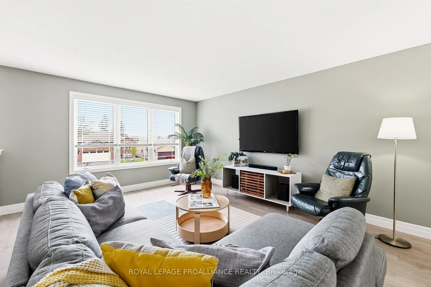 9 Mitchell Drive photo 4