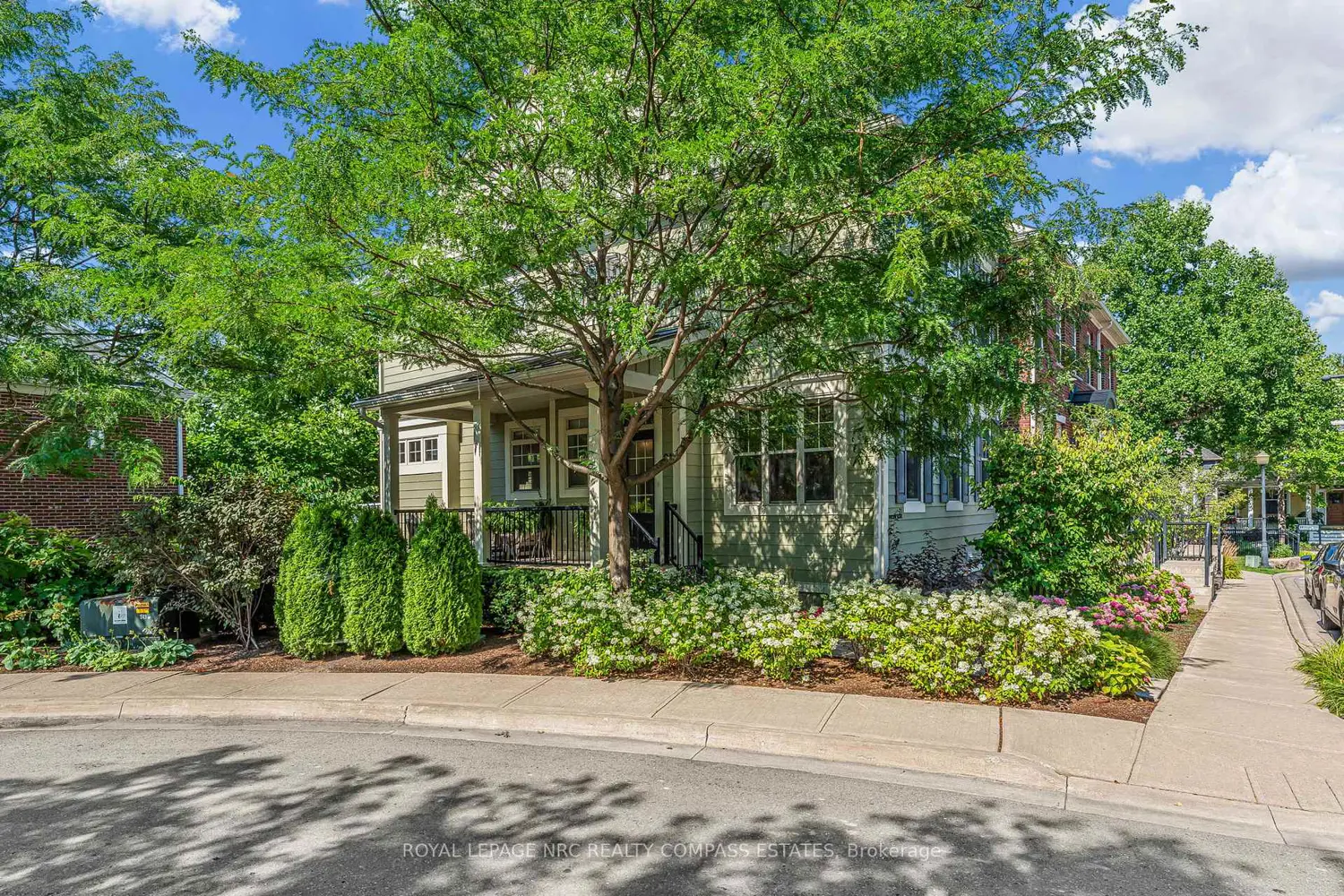 21 Willow Bank Common