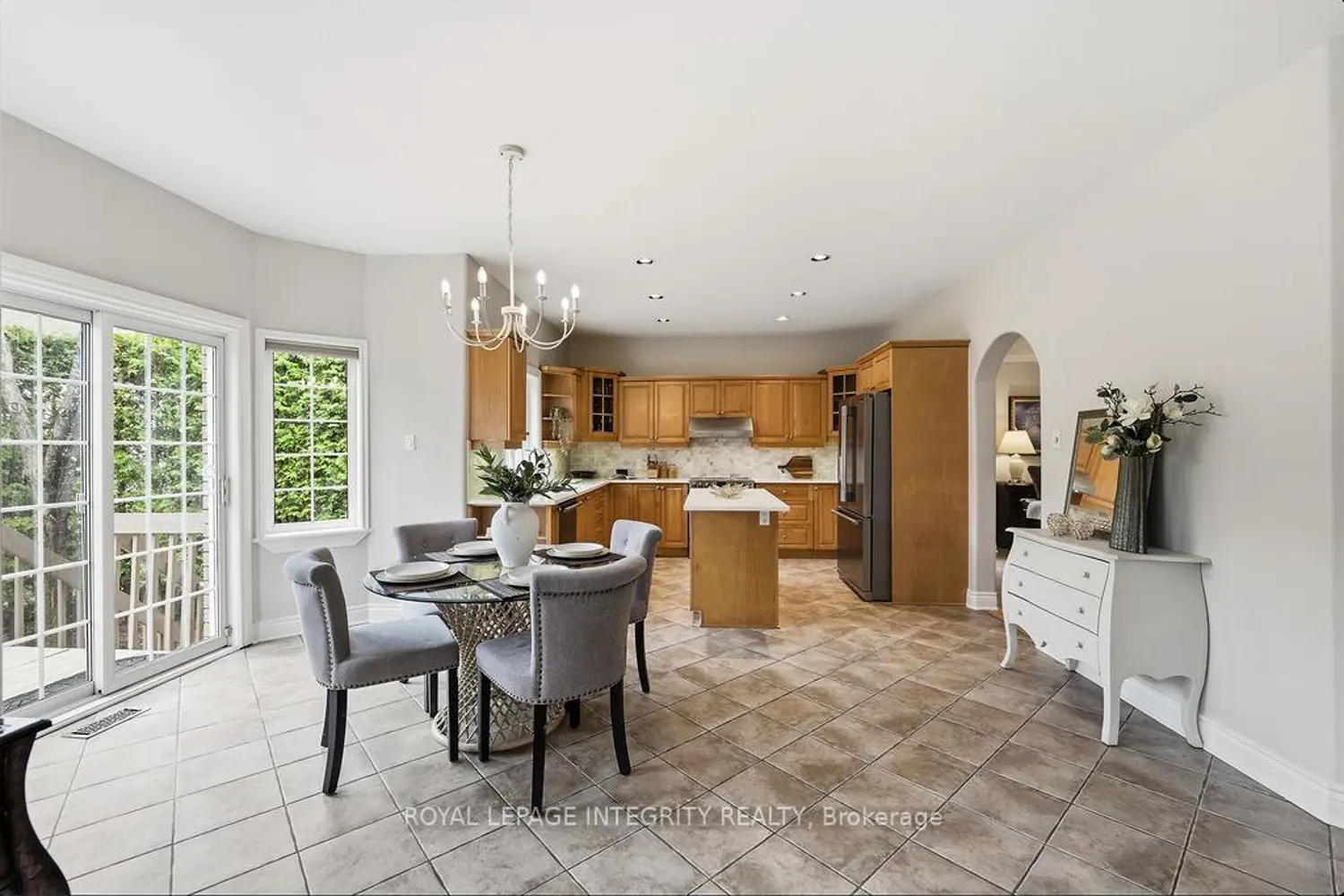 Additional image 4 of 136 Shaughnessy Crescent