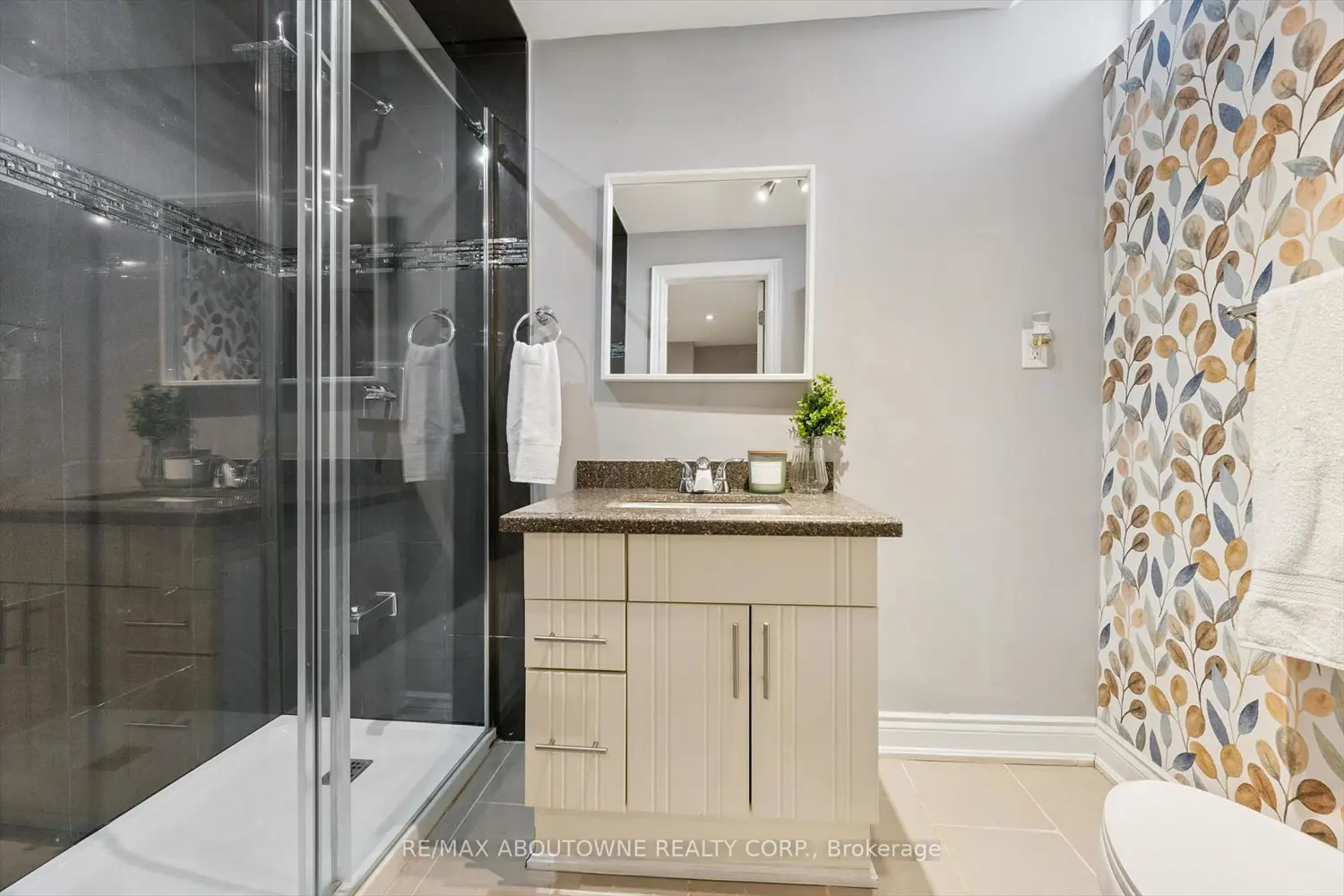 Additional image 7 of 395 Maidstone Crescent