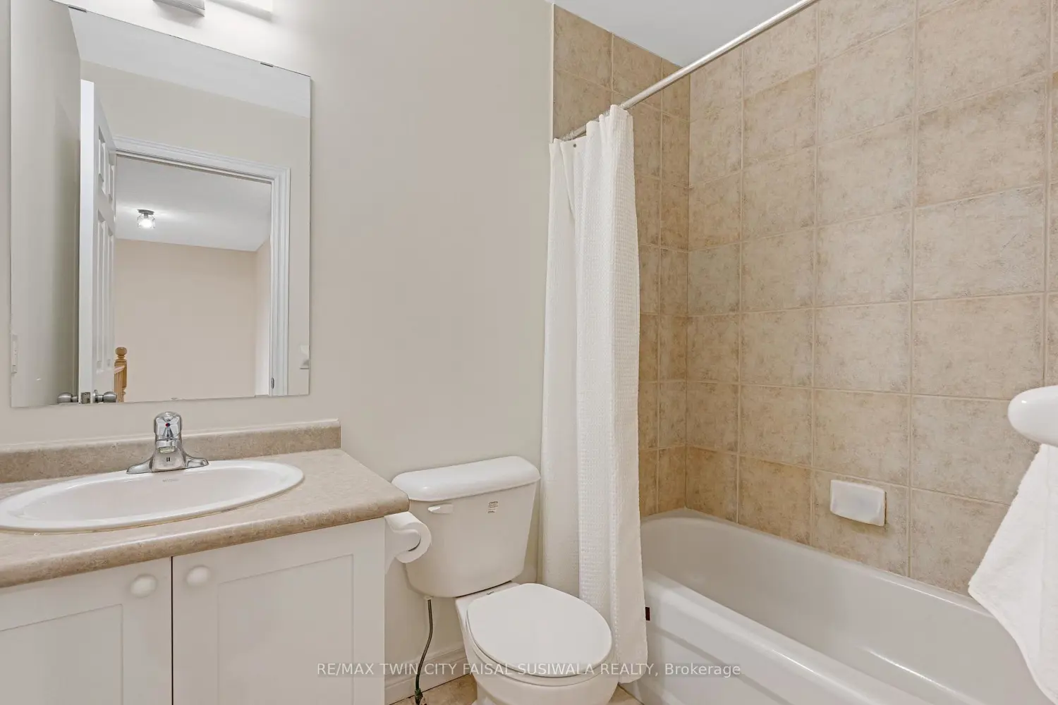 Additional image 12 of 250 Ainslie Street 14