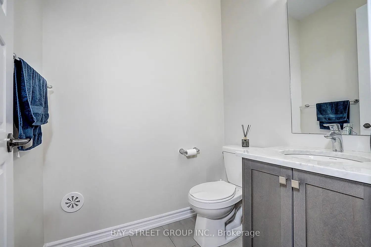 Additional image 7 of 10943 Victoria Square Boulevard
