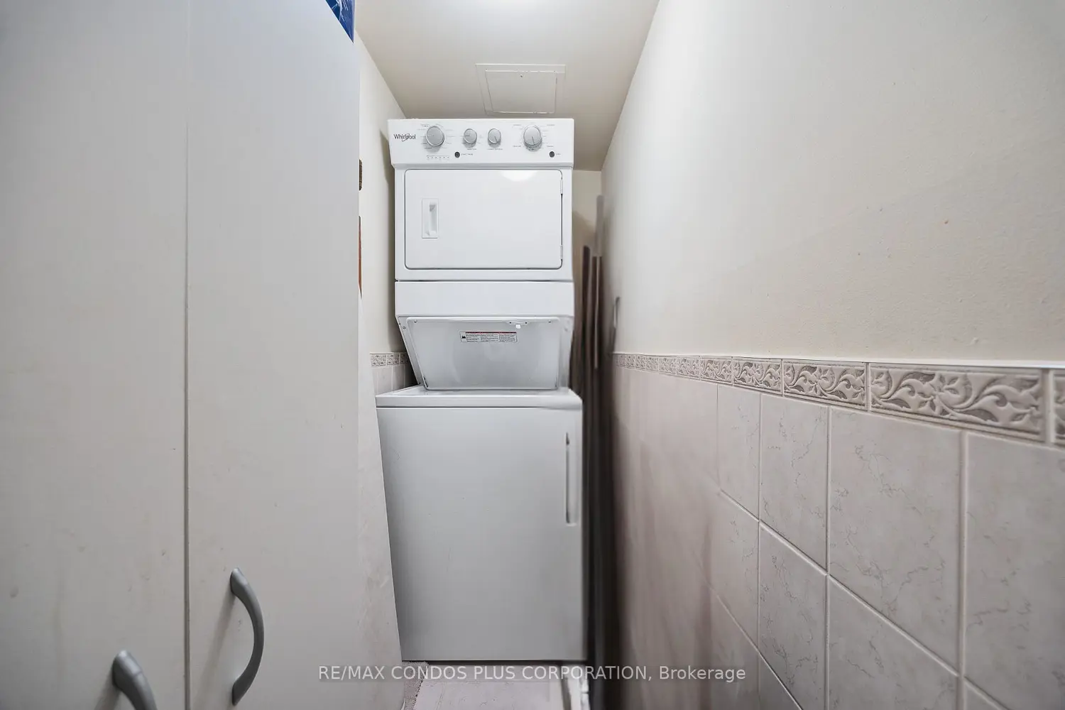 Additional image 11 of 62 Wellesley Street 902