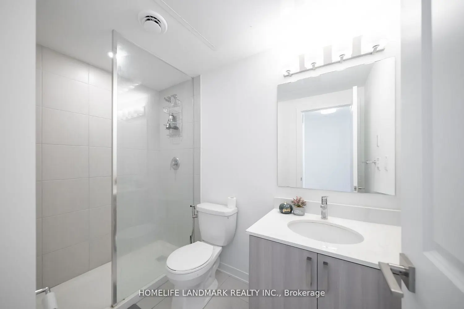 Additional image 17 of 4015 Hickory Drive #2