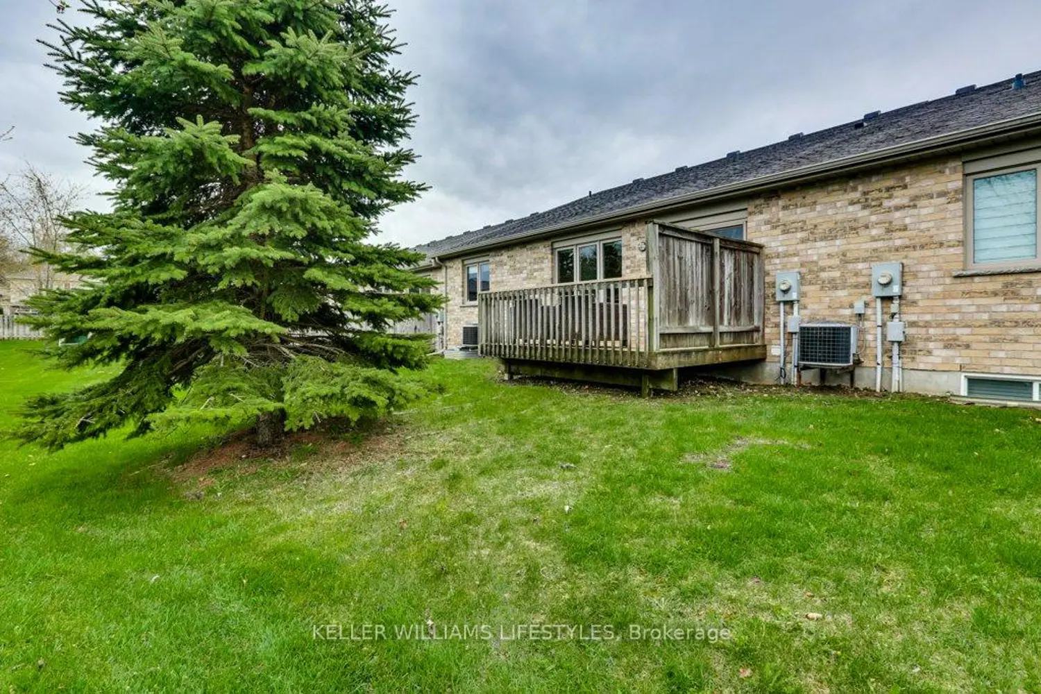 Additional image 17 of 2090 Denview Avenue