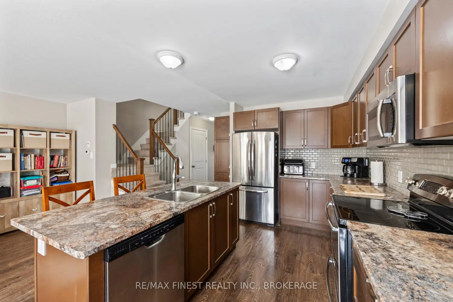 Additional image 9 of 1395 Tremont Drive