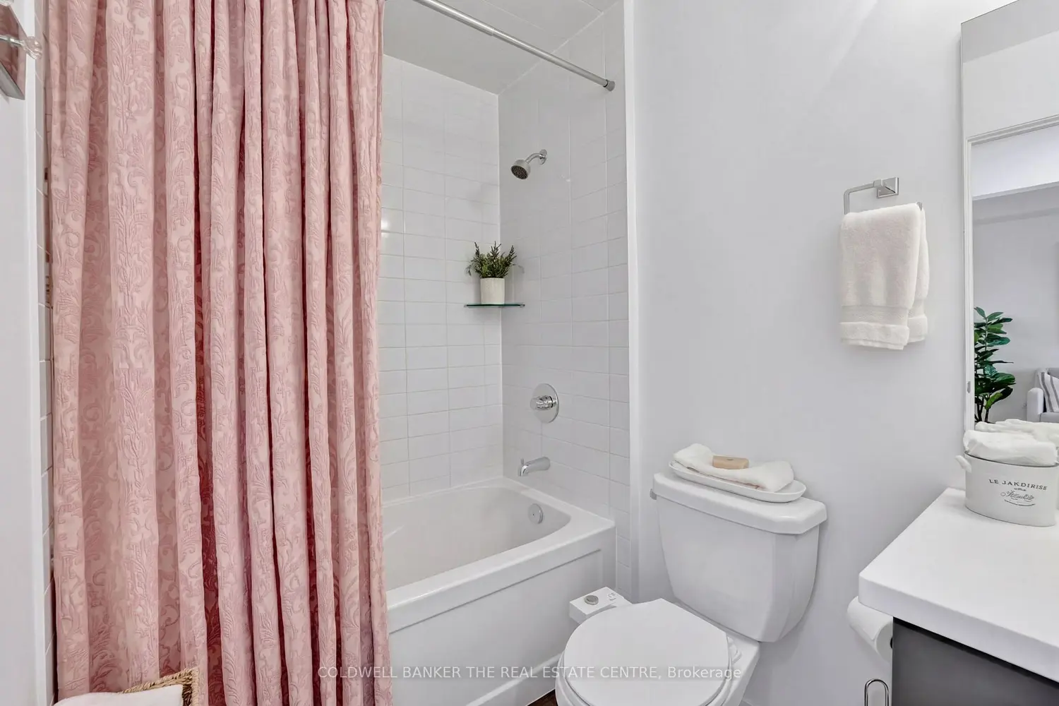 Additional image 10 of 555 William Graham Drive 246