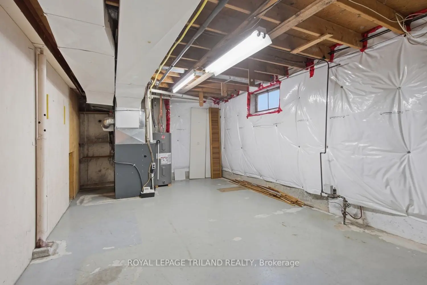 Additional image 15 of 1281 Victoria Drive