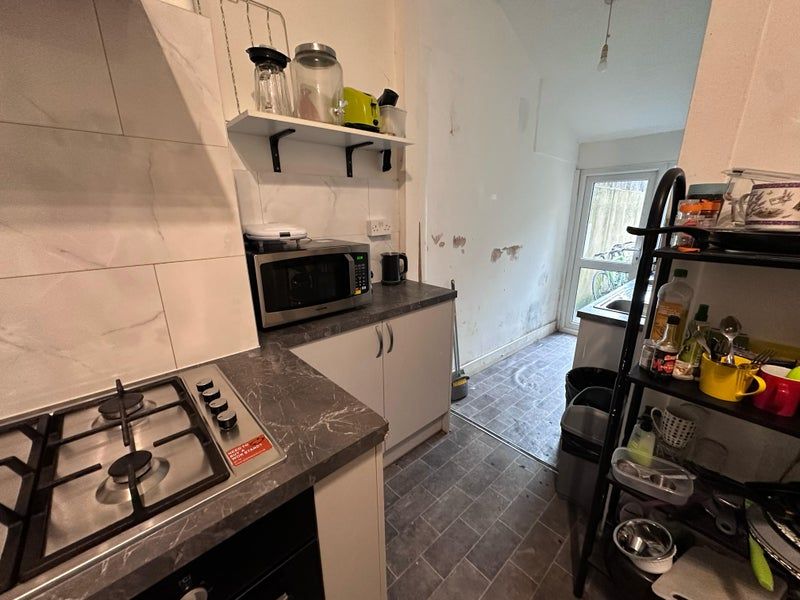 2 bed shared accommodation to rentN15 photo 5