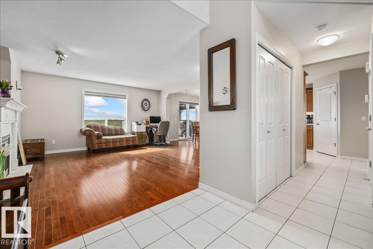 Additional image 8 of 76 Napoleon Crescent, St. Albert, AB, T8N1C8