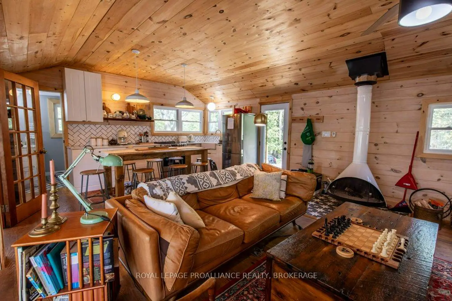 Additional image 11 of 1055B Vilalta Lane