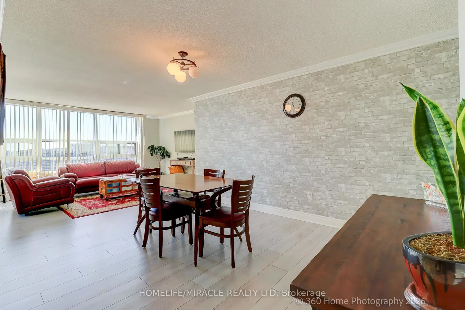 Additional image 4 of 3380 Eglinton Avenue 909