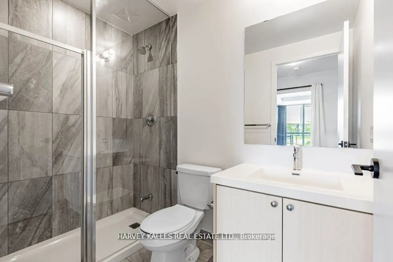 Additional image 7 of 60 George Butchart Drive 4