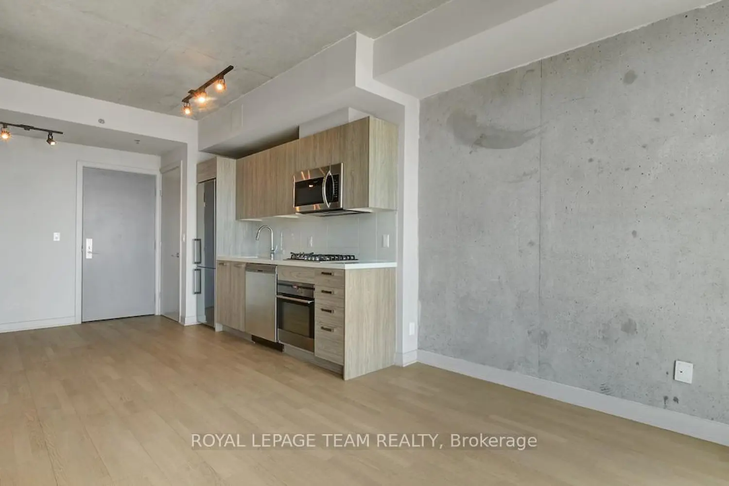 Additional image 5 of 203 Catherine Street 1206