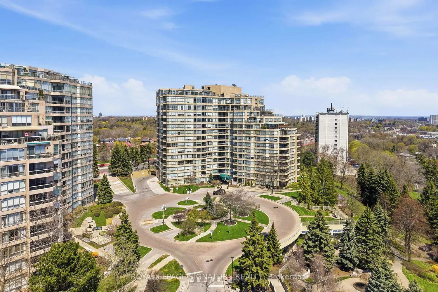 Additional image 11 of 20 Guildwood Parkway Ph1