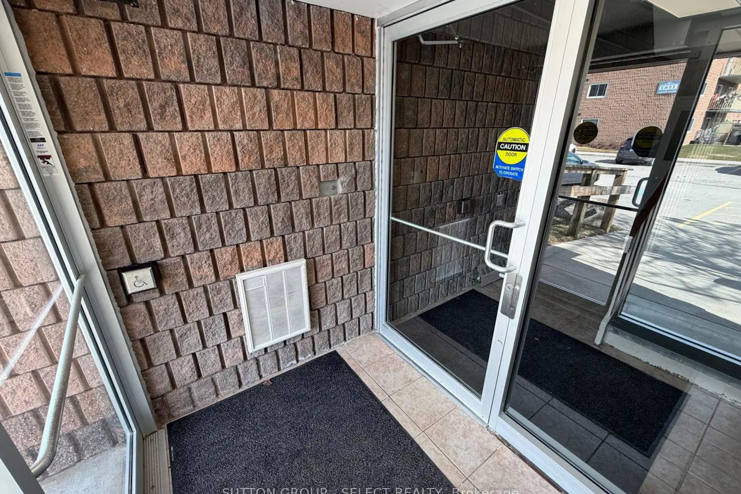 Additional image 3 of 1584 Ernest Avenue 103