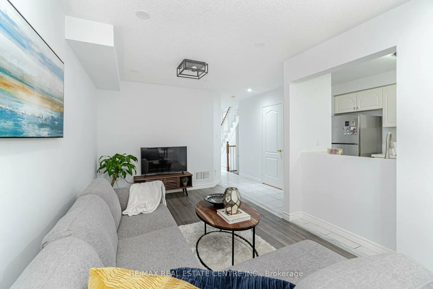 Additional image 3 of 1591 South Parade Court 45