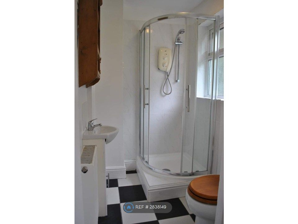 Additional image 3 of 4 bed terraced house to rentGlasney, Penryn TR10