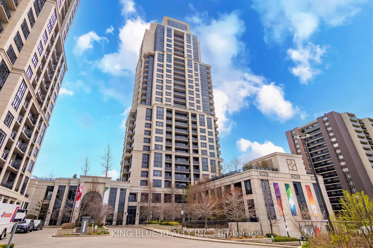 6 Eva Road 310