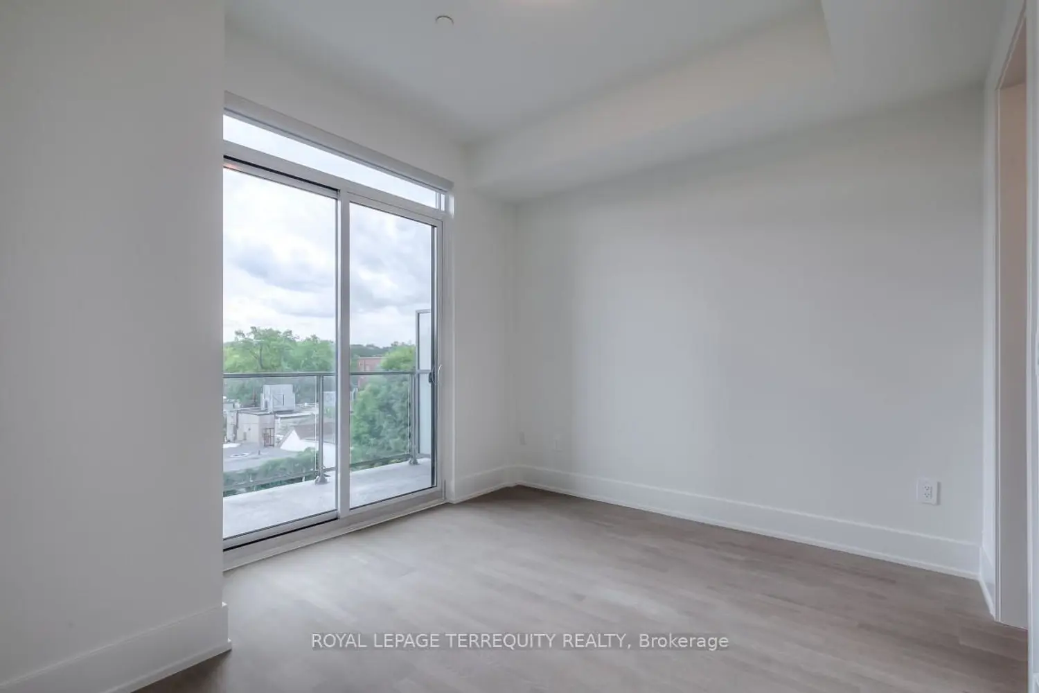 Additional image 9 of 495 Logan Avenue 505