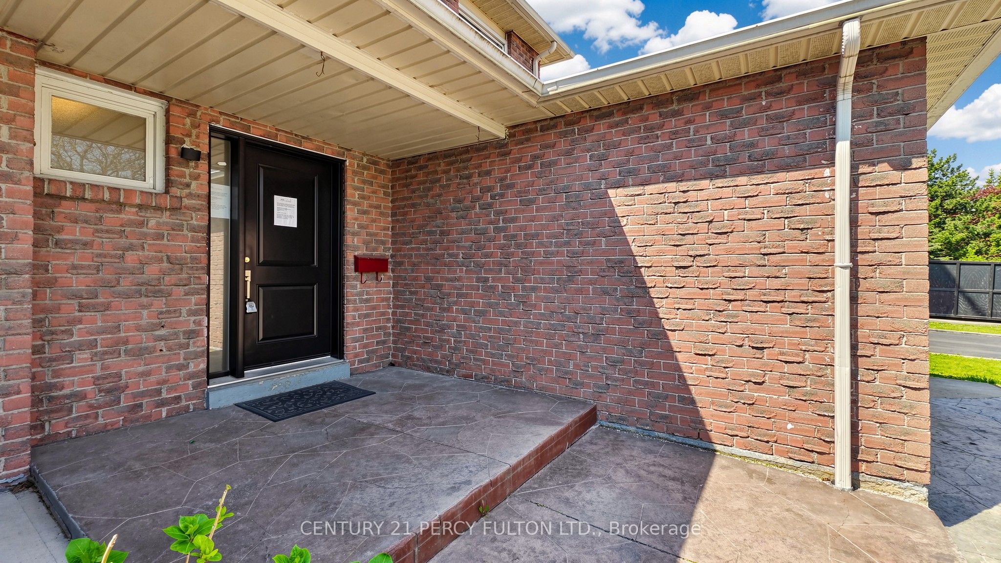 Additional image 3 of 780 Galloway Crescent, Mississauga, ON, L5C 3T9