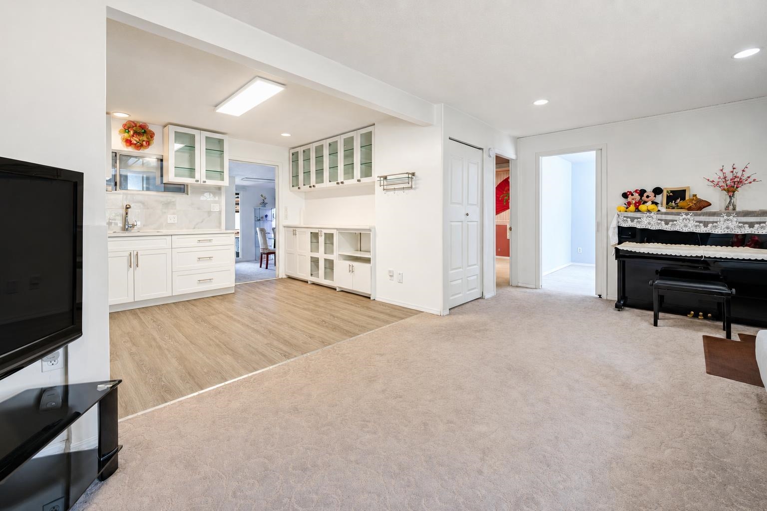 Additional image 5 of 3335 Dieppe Drive, Vancouver, BC, V5M 4B8