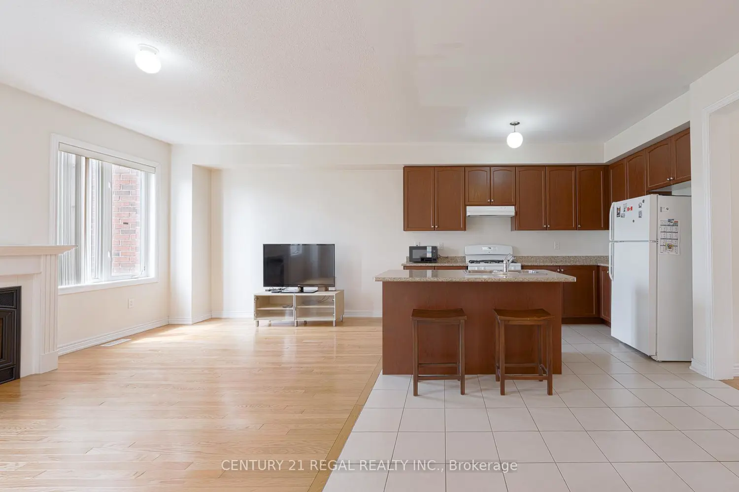 Additional image 11 of 27 Belanger Crescent