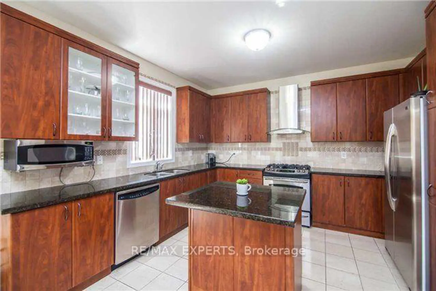 Additional image 6 of 12 Terme Avenue