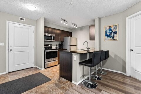 Additional image 7 of 9103-403 Mackenzie Way SW, Airdrie, AB, T4B 3V7