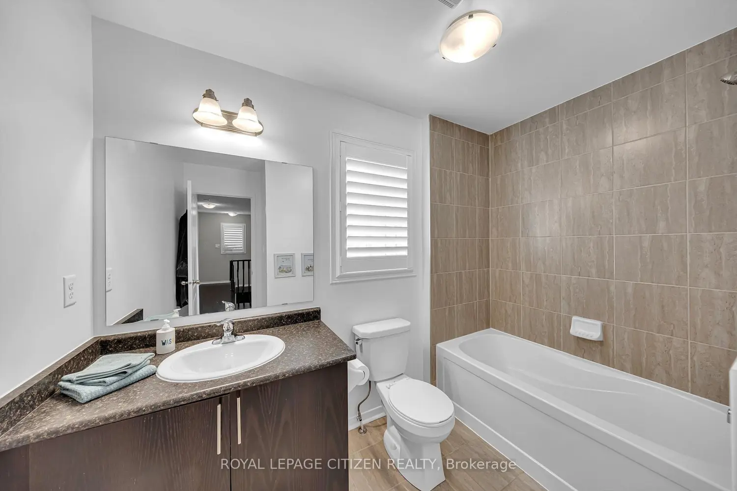 Additional image 15 of 1341 Woodstream Avenue