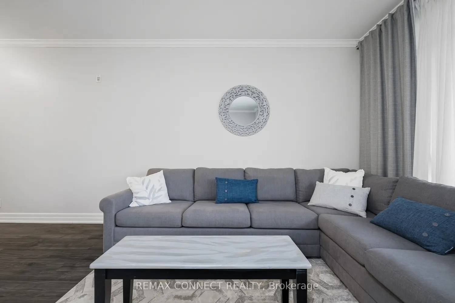Additional image 6 of 11121 Yonge Street 512
