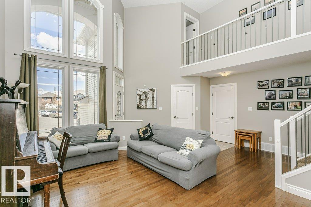 Additional image 6 of 3339 21 Avenue NW, Edmonton, AB, T6T0L1