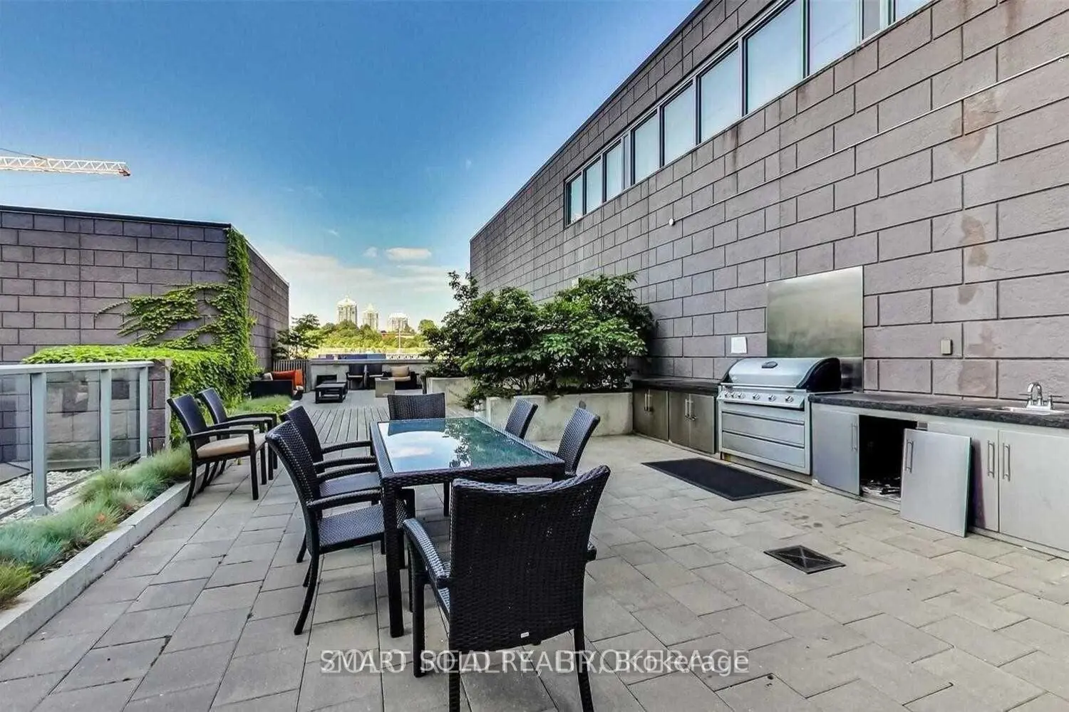 Additional image 17 of 121 Mcmahon Drive 510