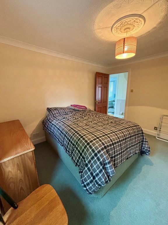 Additional image 8 of 3 bed flat to rentRose Street, Dunfermline KY12