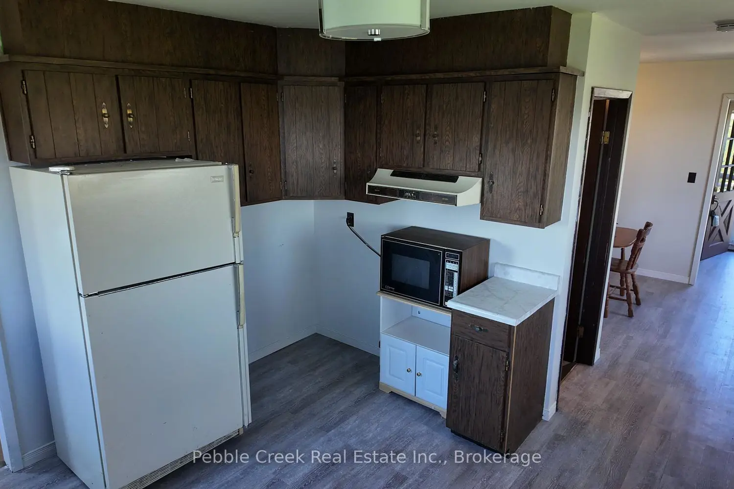 84675 Bluewater Highway photo 4