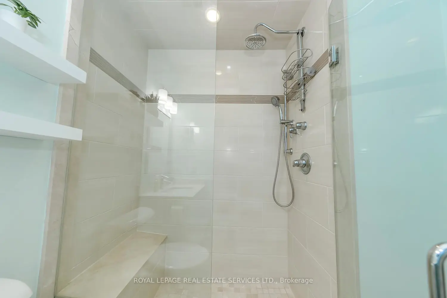 Additional image 8 of 236 Slywood Crescent