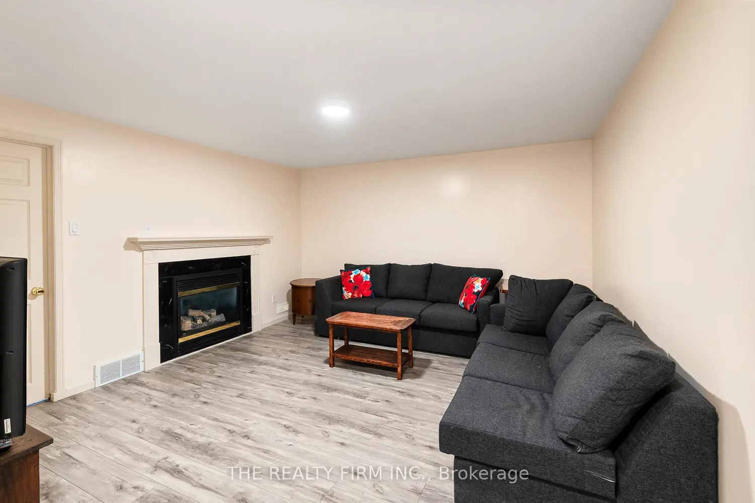 Additional image 16 of 40 Burslem Street 1