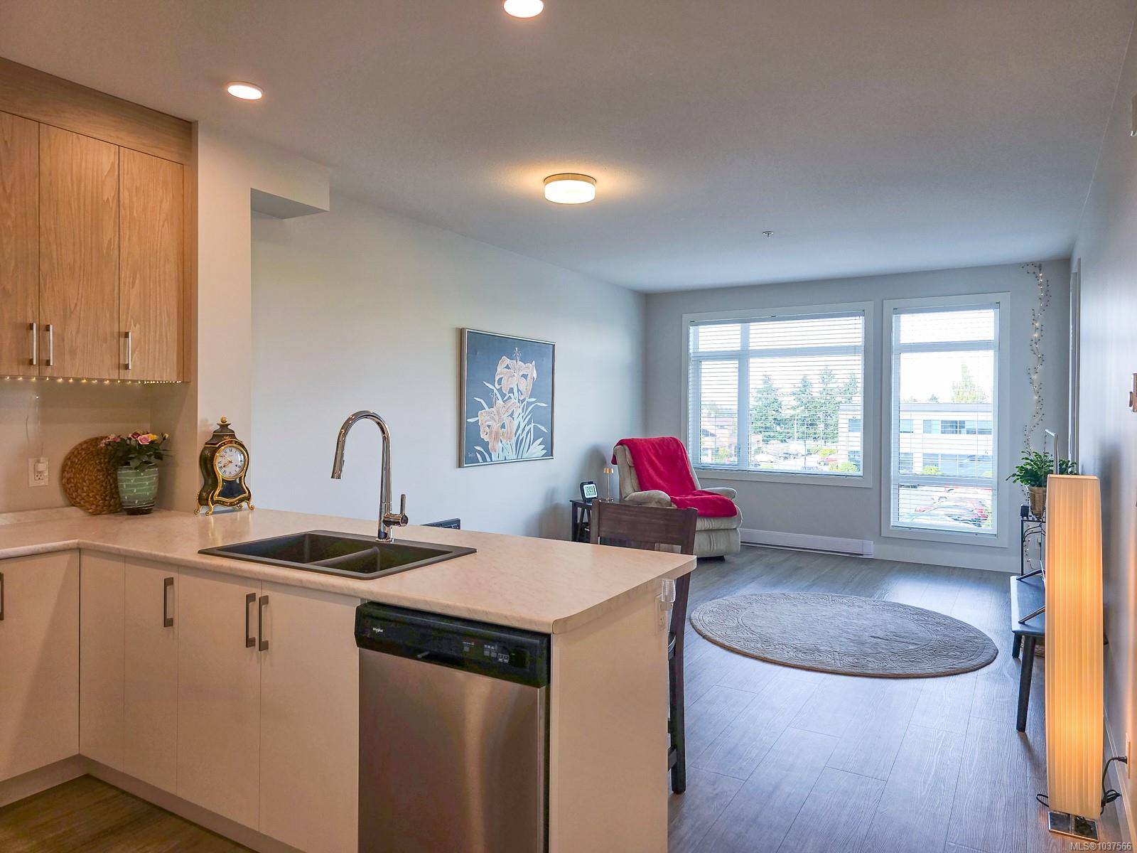 Additional image 2 of 204-6544 Metral Drive, Nanaimo, BC, V9T 2L8