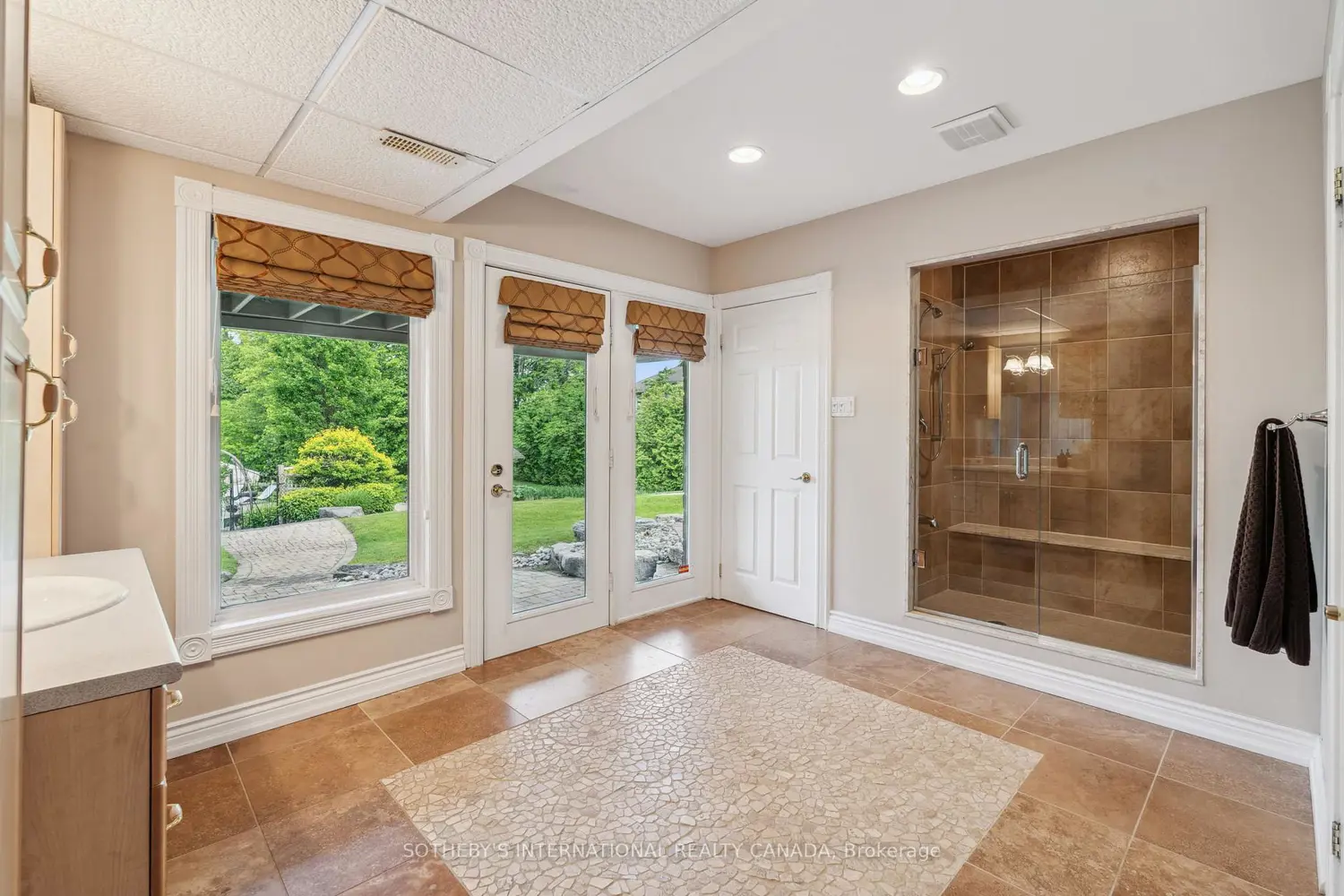 Additional image 4 of 12 Island View Court