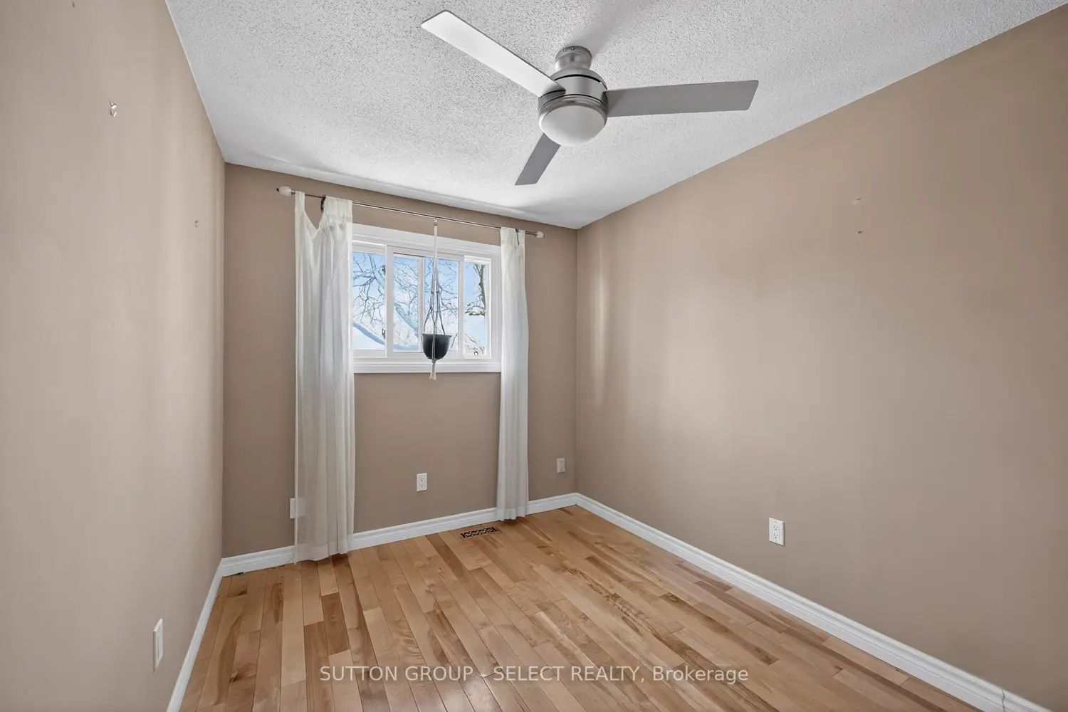Additional image 14 of 700 Exeter Road 36