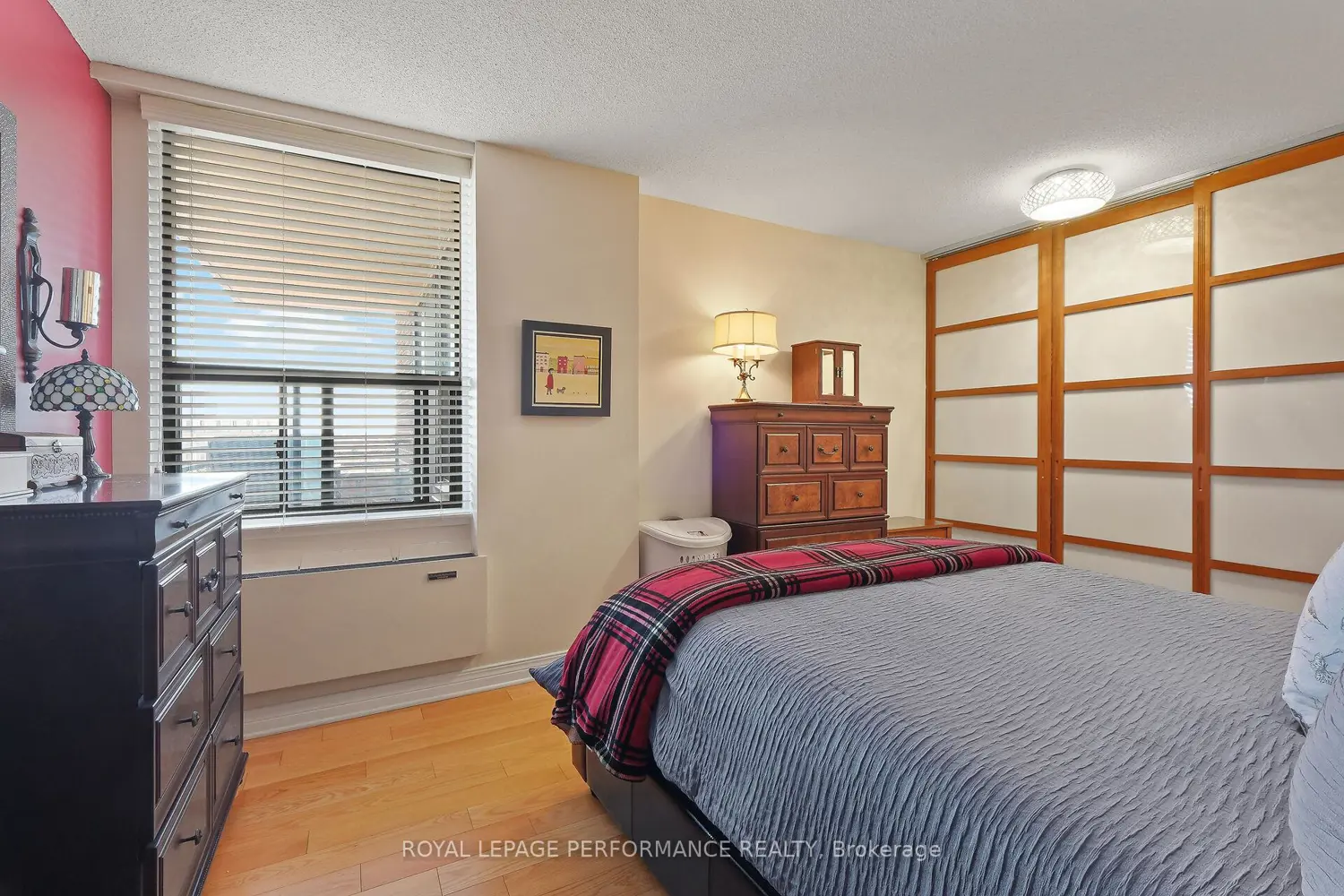 Additional image 15 of 71 Somerset Street 1003