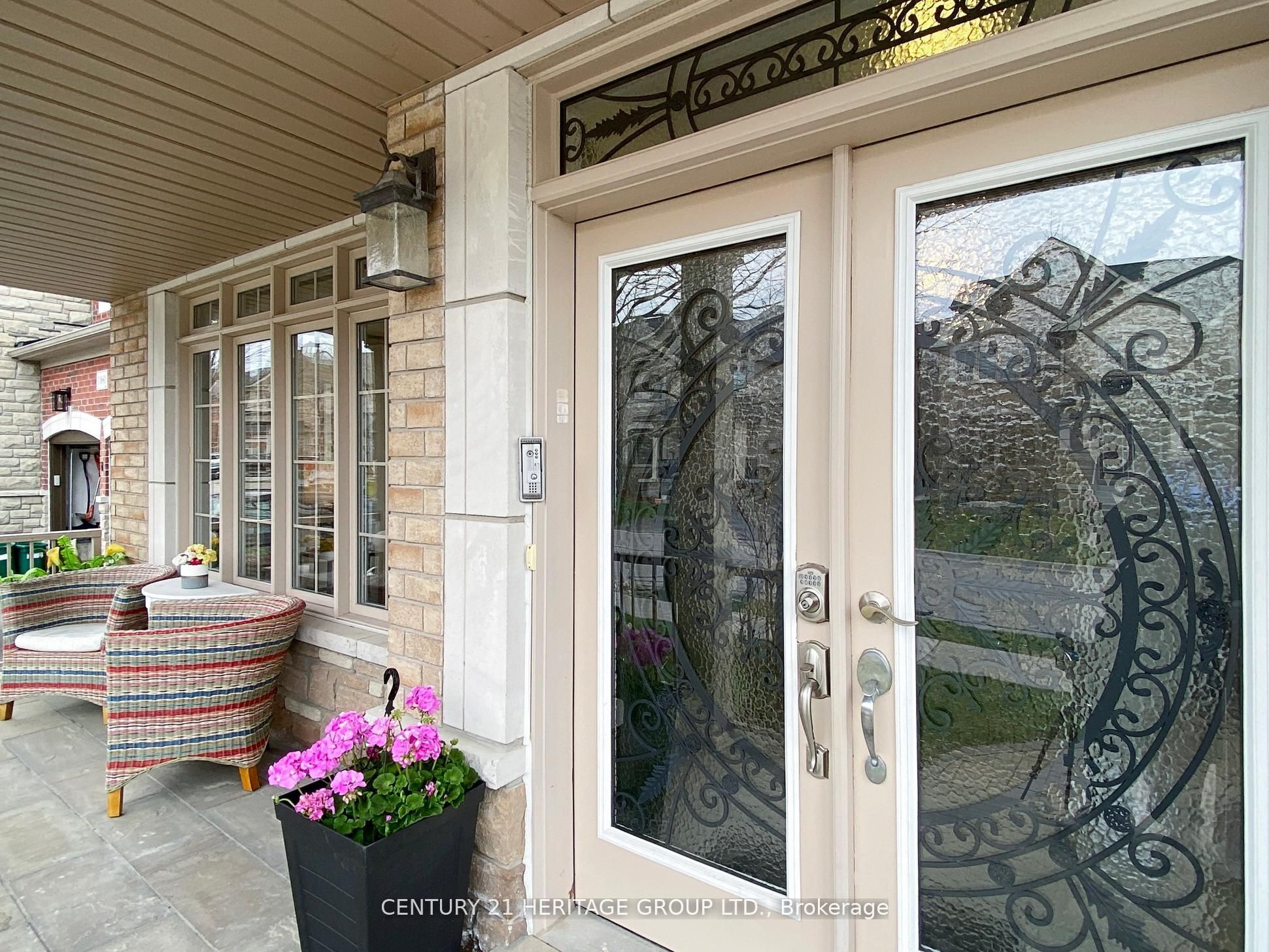 Additional image 3 of 1062 Blackhall Crescent, Newmarket, ON, L3X 0B3