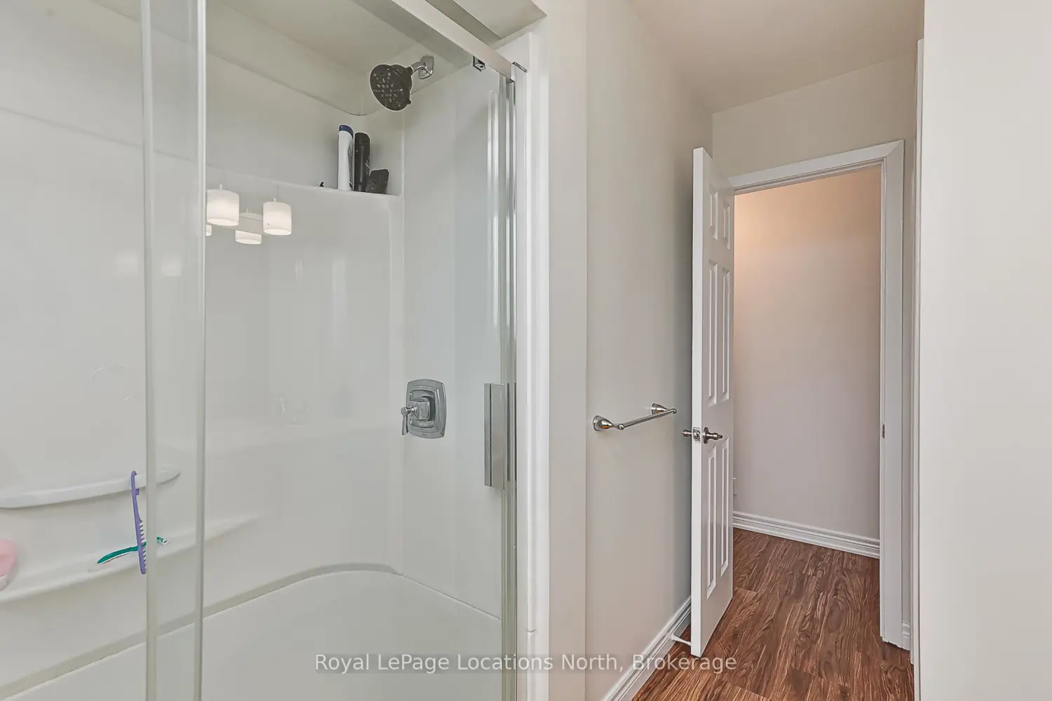 Additional image 12 of 594 Oak Street