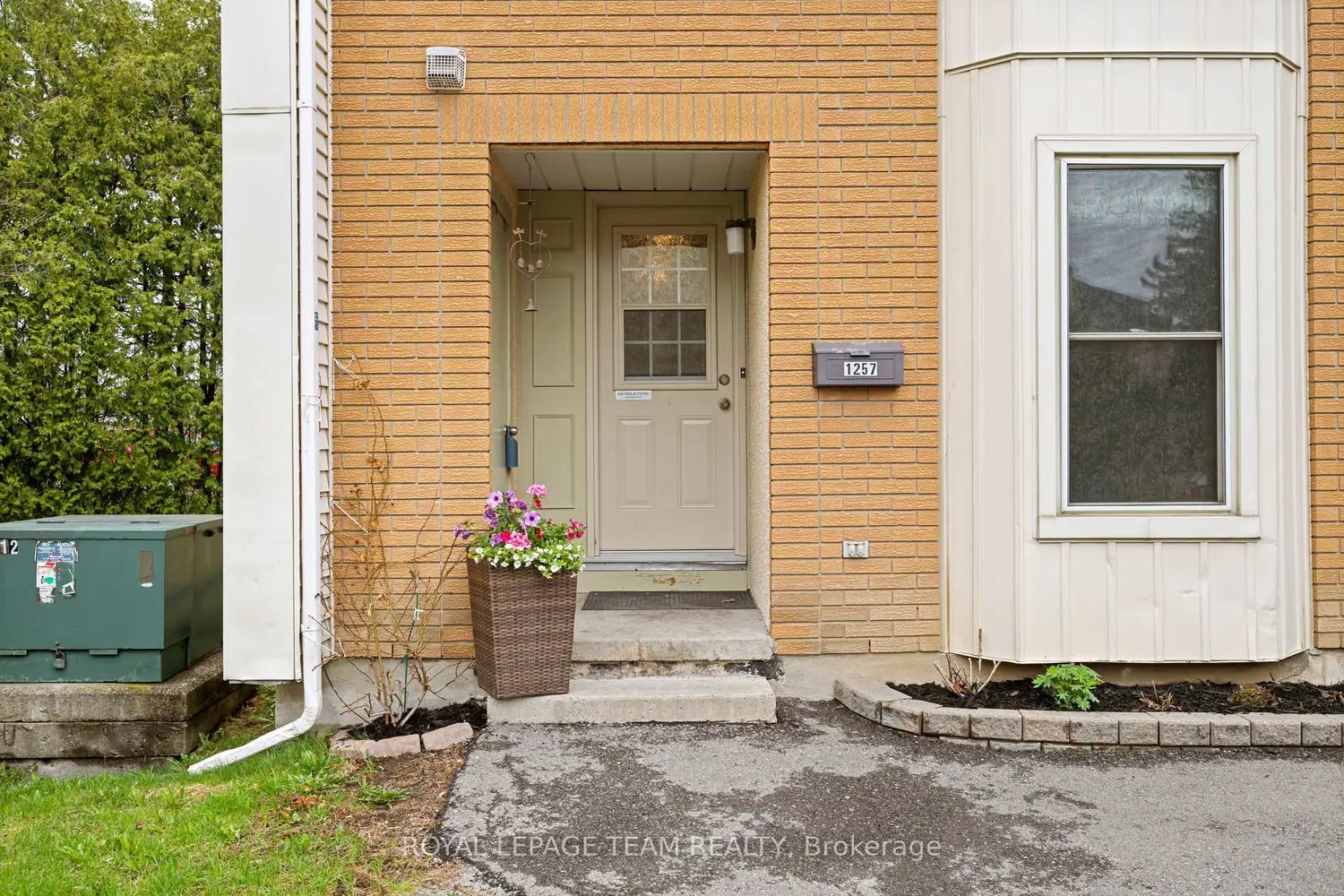 1257 Priory Lane 42 photo 2