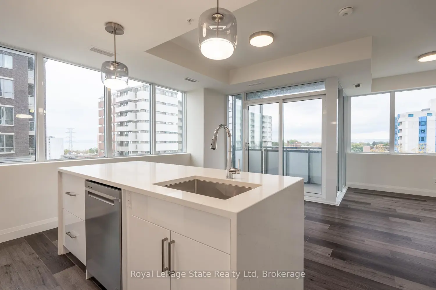 Additional image 10 of 500 Brock Avenue 808