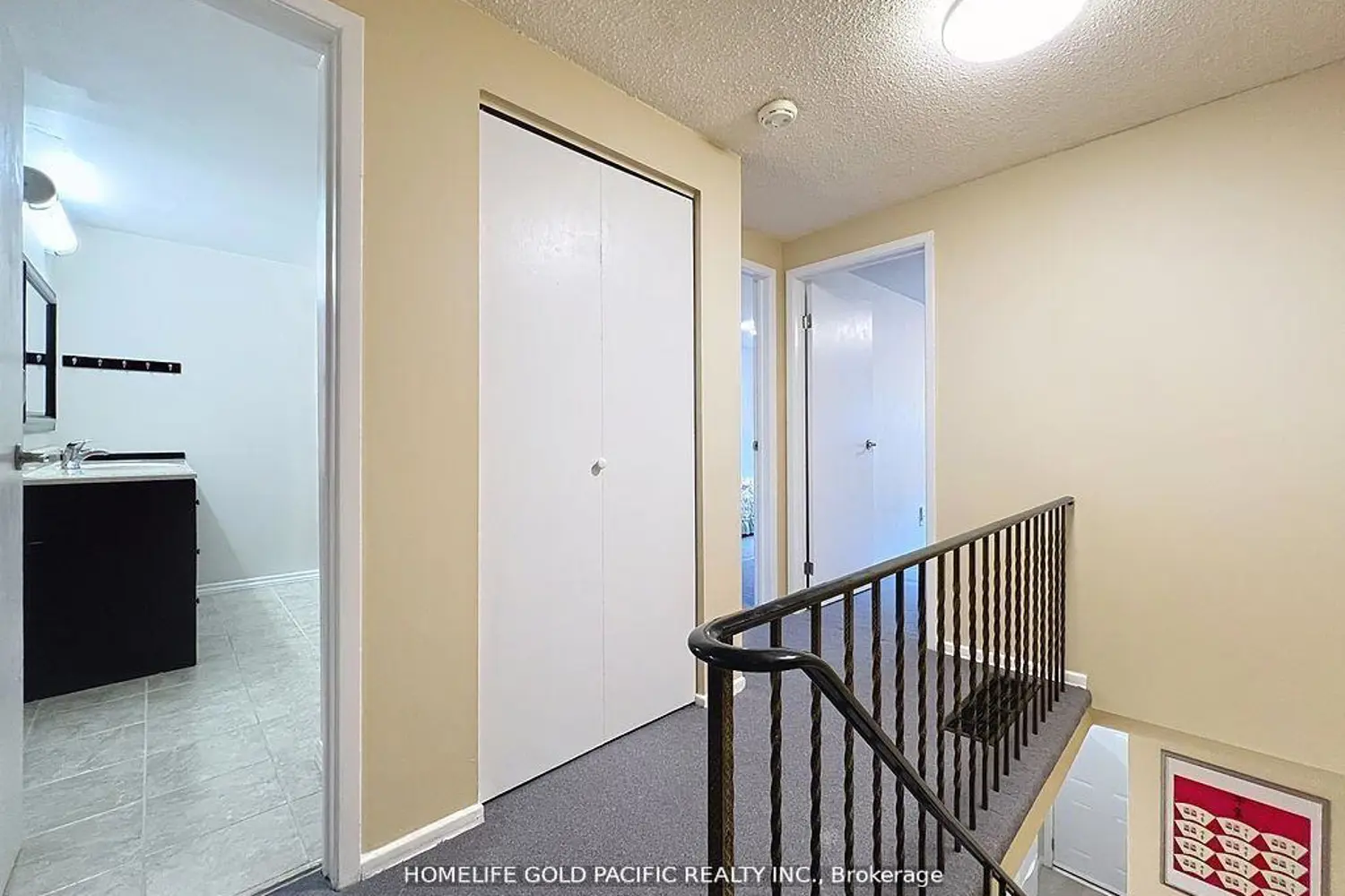 Additional image 2 of 42 Stonehill Court 11